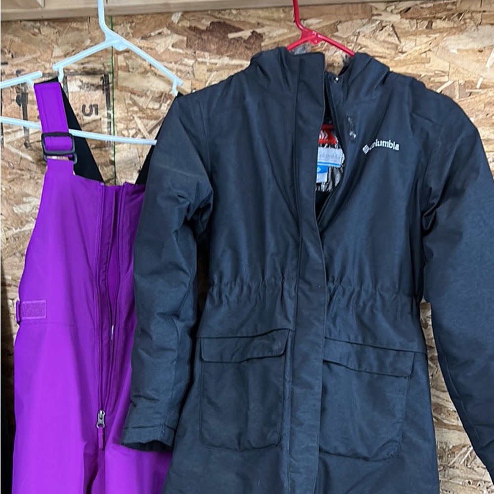 Girls Columbia Coat size medium (10-12)